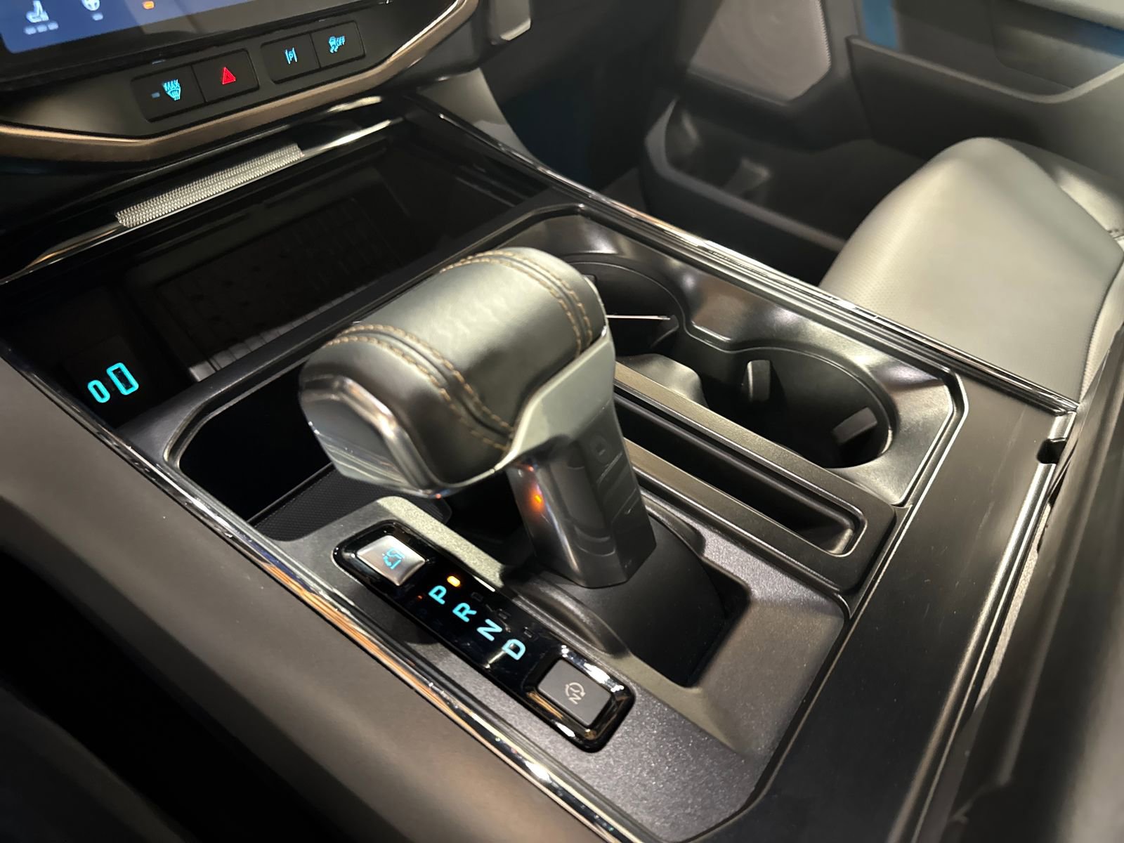 Used 2023 Ford F150 Lightning Lariat w/ Equipment Group 511A High image 33