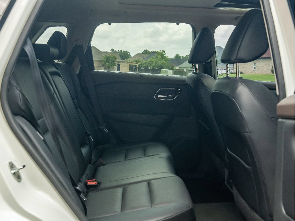 Used 2021 Nissan Rogue SV w/ Premium Package FWD image 18