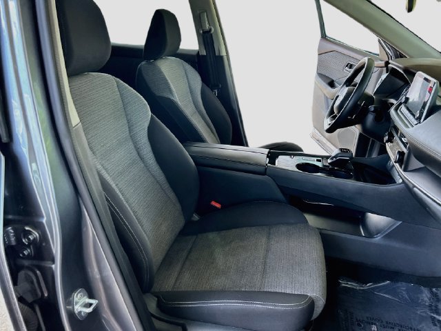 Used 2021 Nissan Rogue S FWD image 20