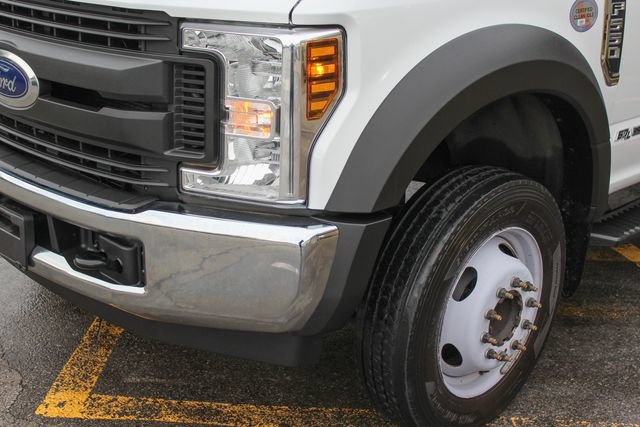 Used 2019 Ford F550 2WD Regular Cab Super Duty image 5