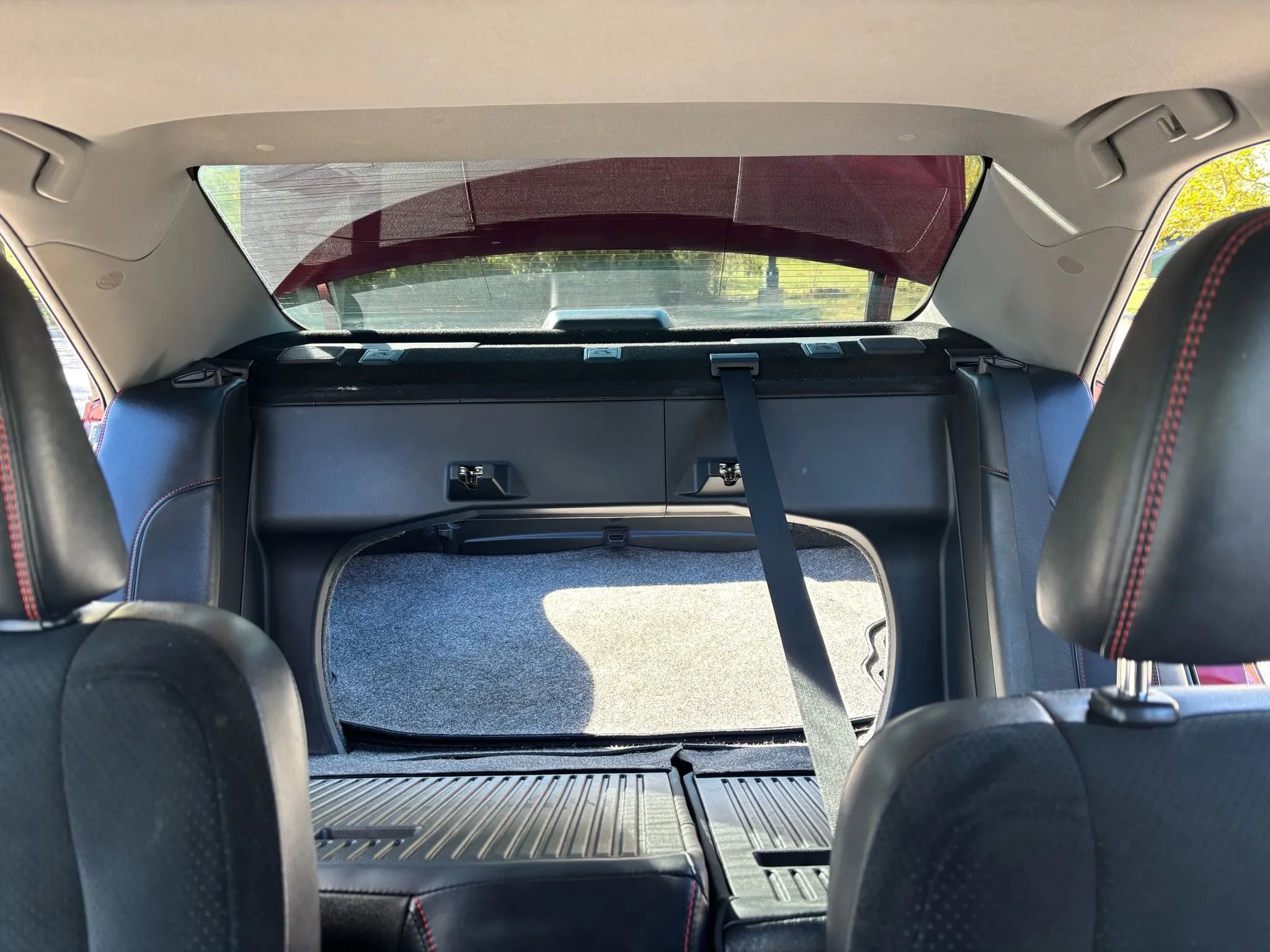 Used 2016 Toyota Camry XSE image 30