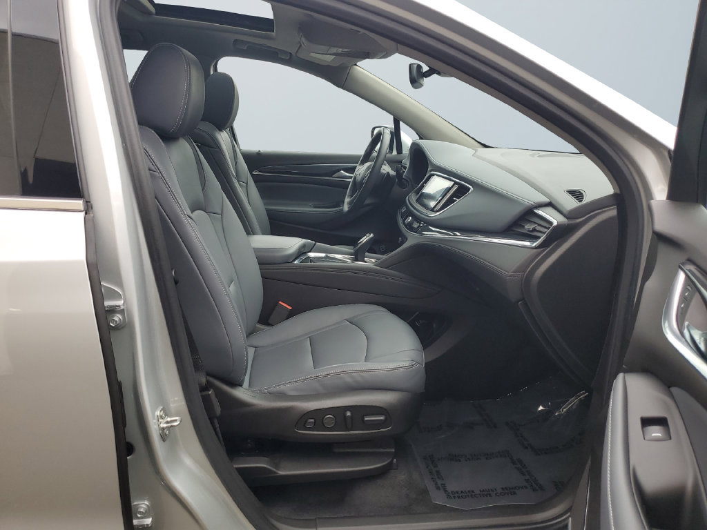 Used 2021 Buick Enclave Premium w/ Sun and Sites Package FWD image 15