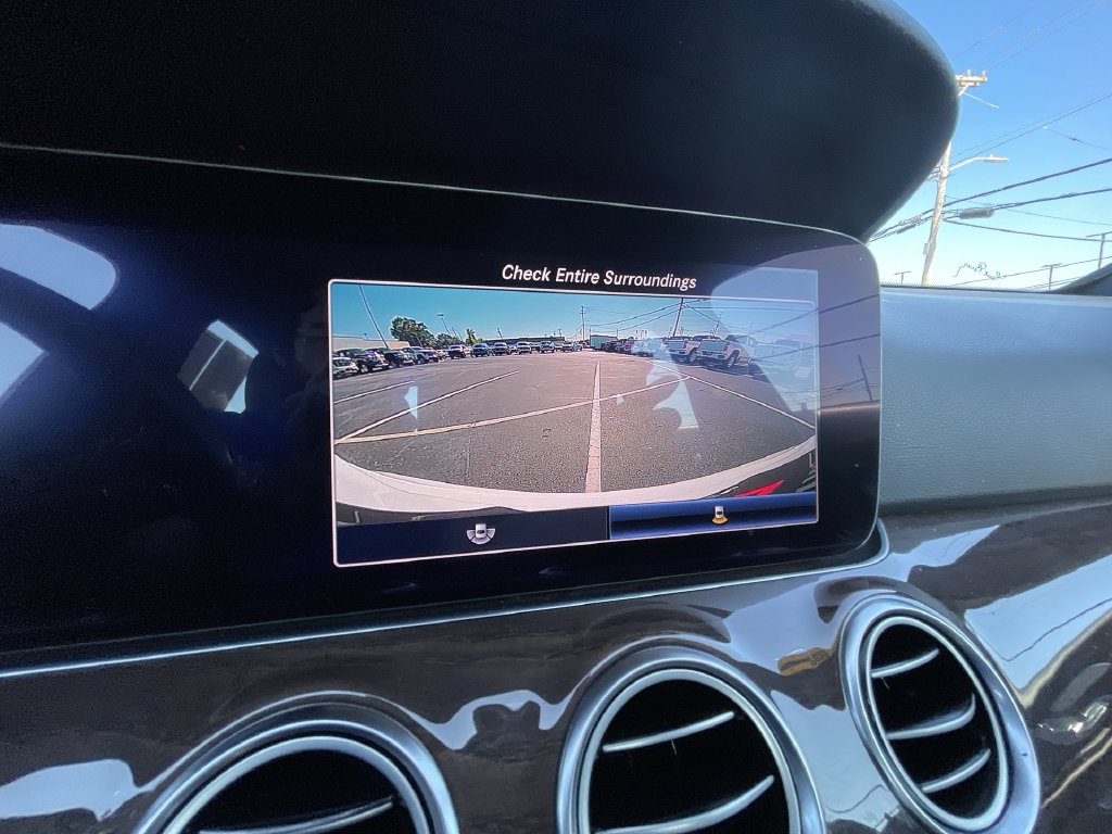 Used 2020 Mercedes-Benz E 350 Sedan image 14