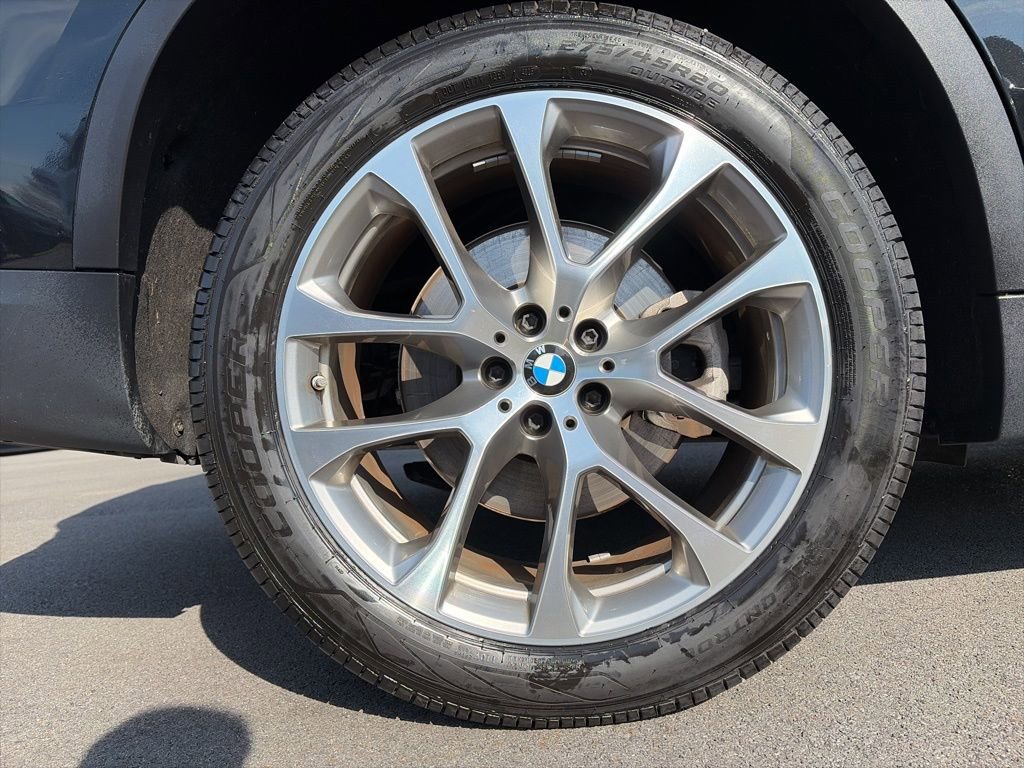 Used 2024 BMW X5 xDrive40i w/ Executive Package image 23