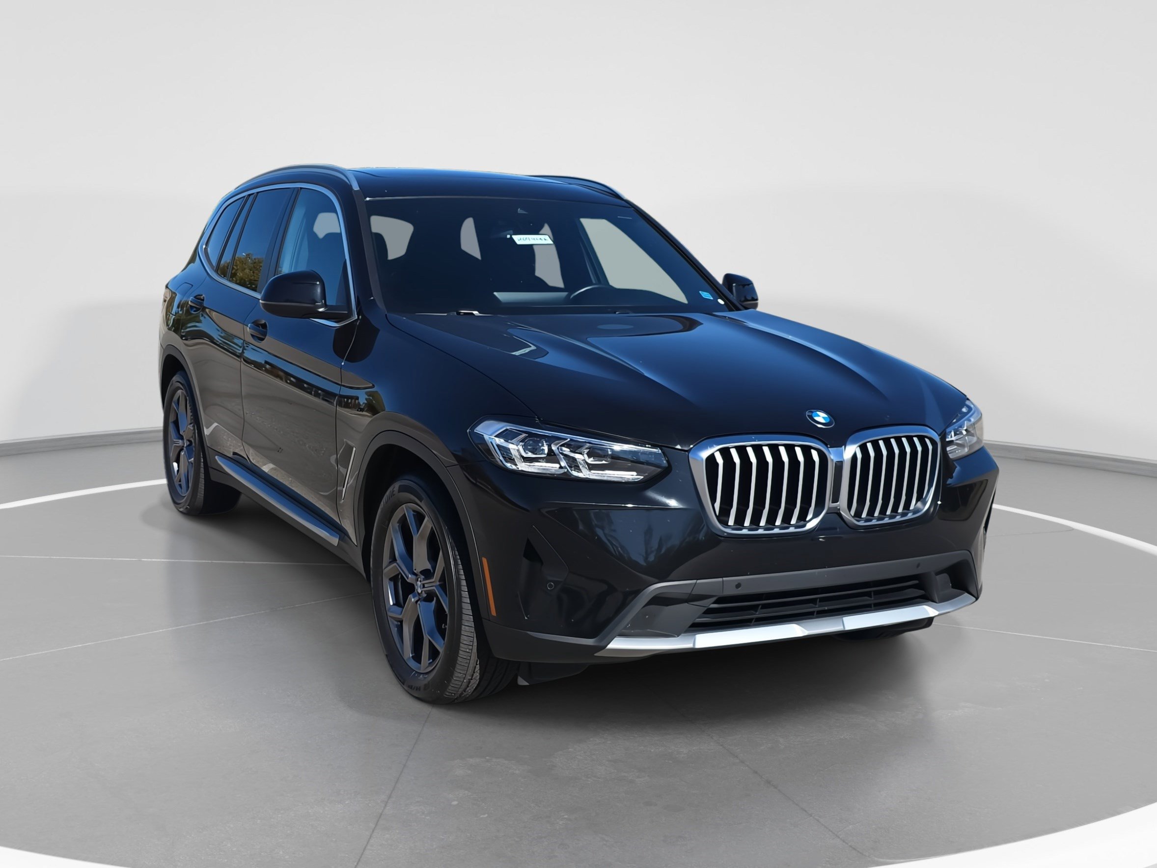 Used 2022 BMW X3 xDrive30i w/ Premium Package 2 image 3