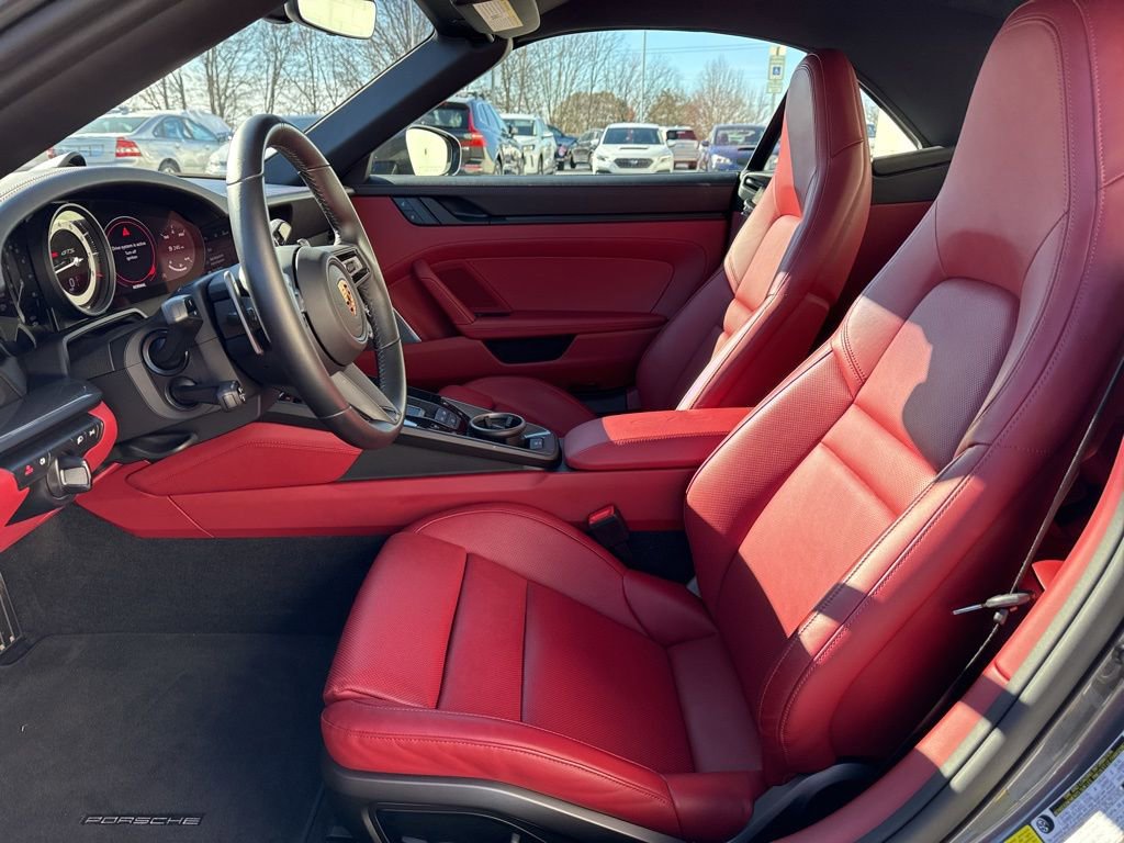 Used 2023 Porsche 911 Carrera 4 GTS image 17