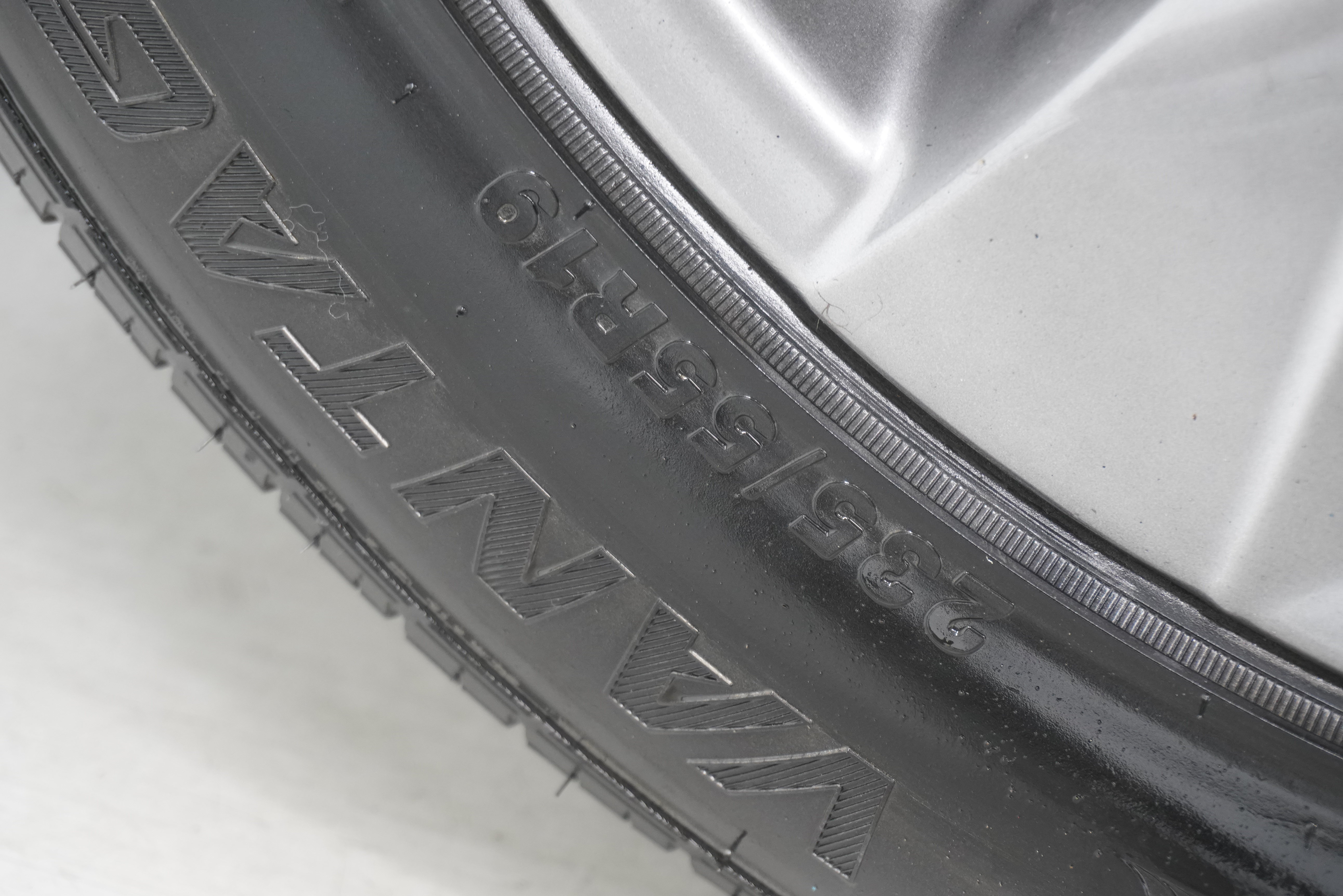 Used 2021 Toyota RAV4 XLE Premium FWD image 30