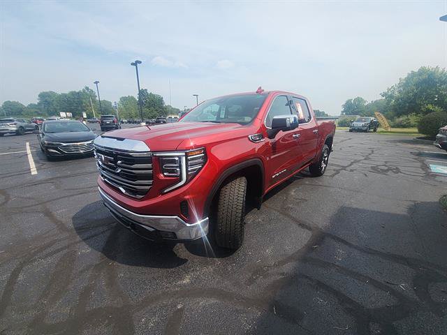 Used 2025 GMC Sierra 1500 SLT w/ SLT Convenience Package AWD/4WD image 8