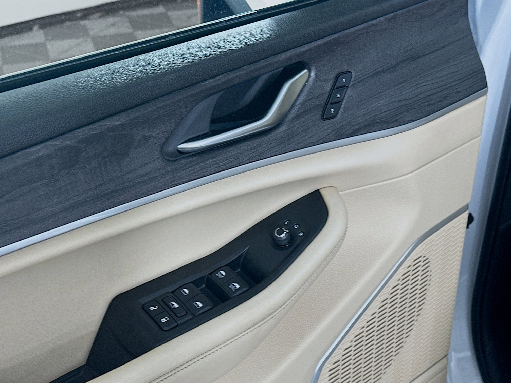 Used 2021 Jeep Grand Cherokee L Limited image 15