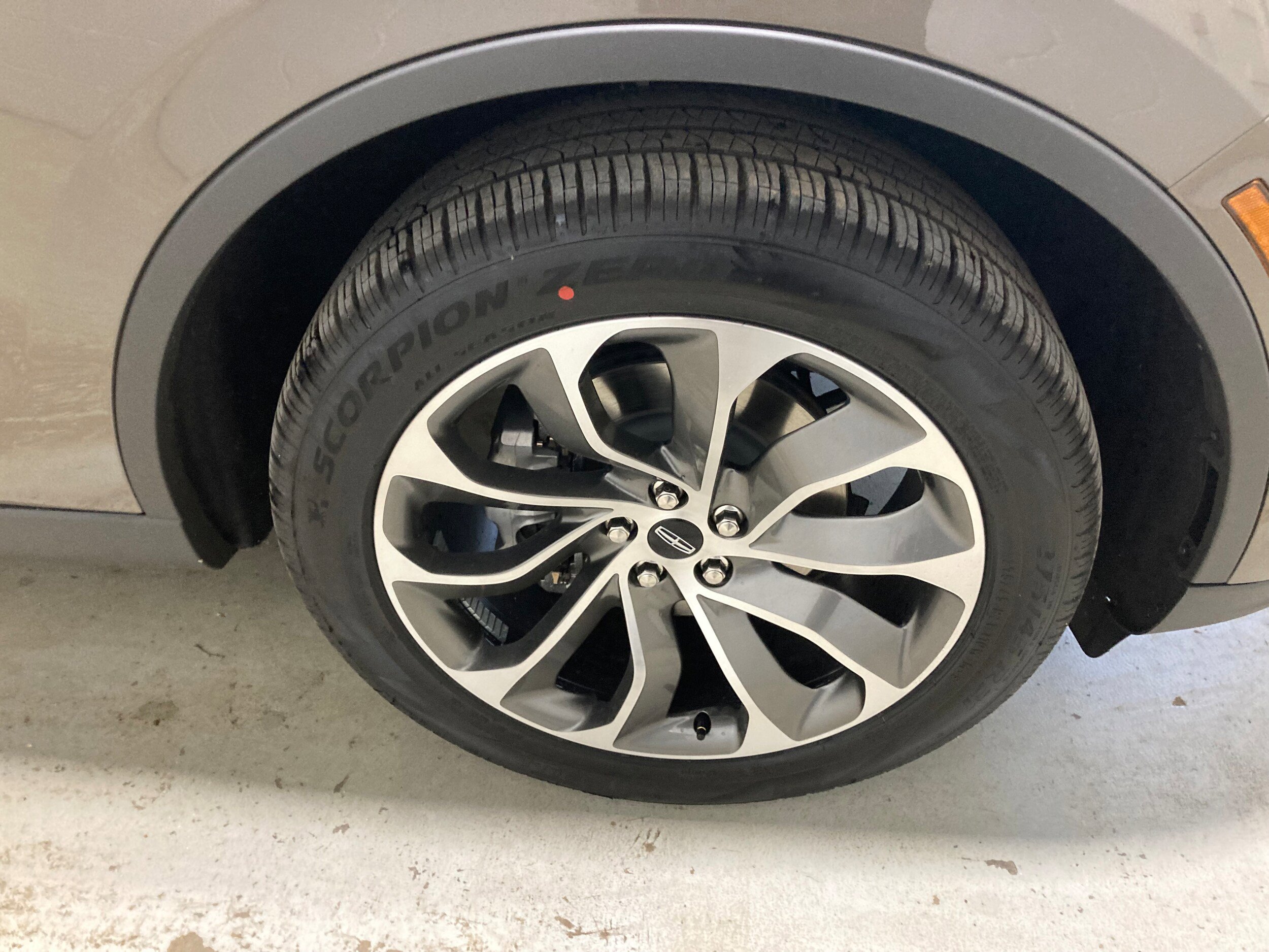Used 2026 Lincoln Aviator AWD image 13