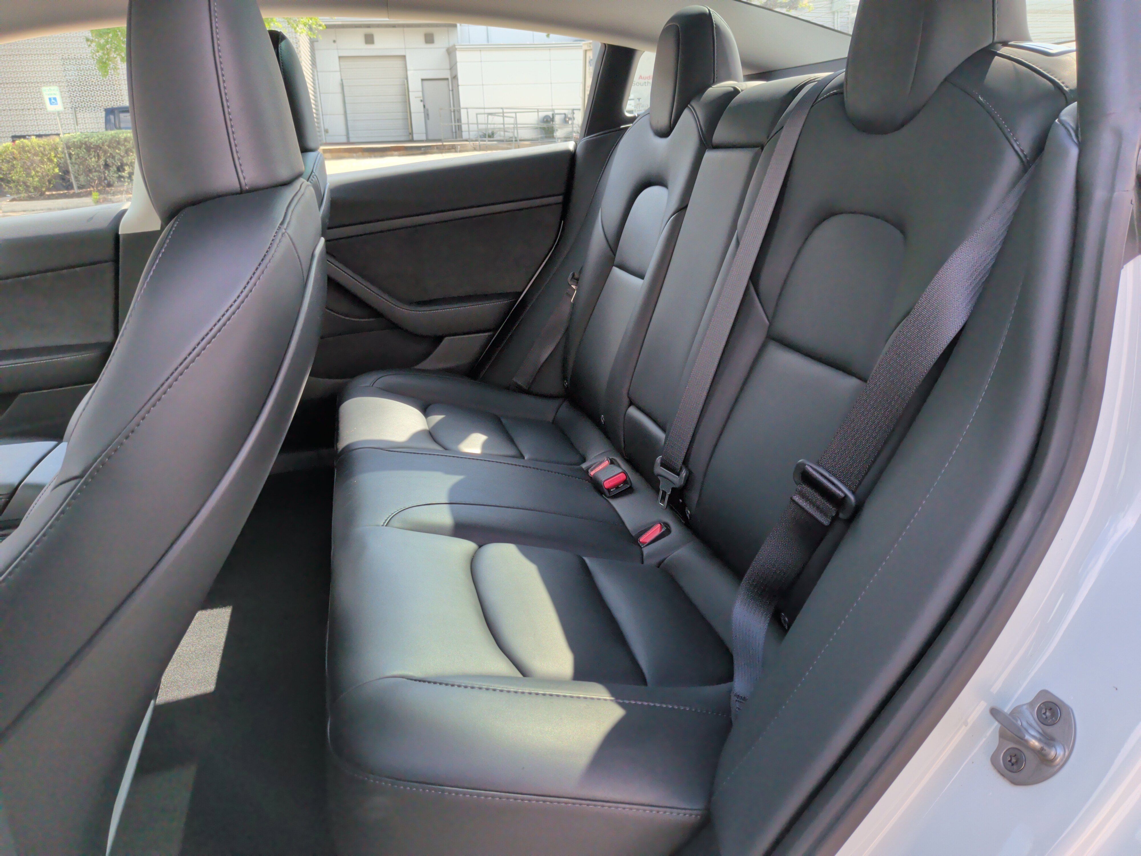 Used 2023 Tesla Model 3 Standard Range image 29