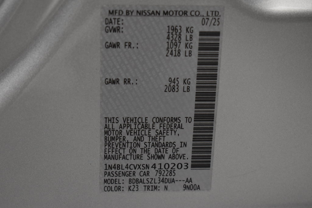 Used 2025 Nissan Altima 2.5 SR FWD image 39