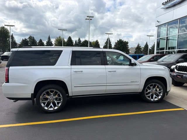 Used 2020 GMC Yukon XL Denali w/ Denali Ultimate Package AWD/4WD image 7