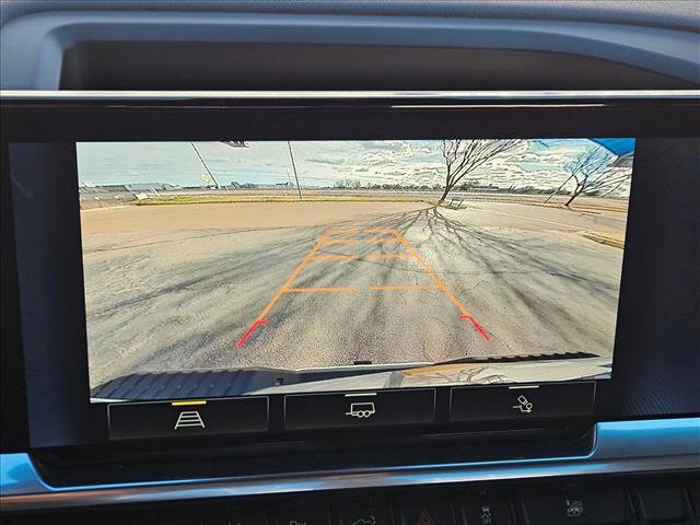 Used 2024 Chevrolet Silverado 2500 LT w/ Convenience Package image 14