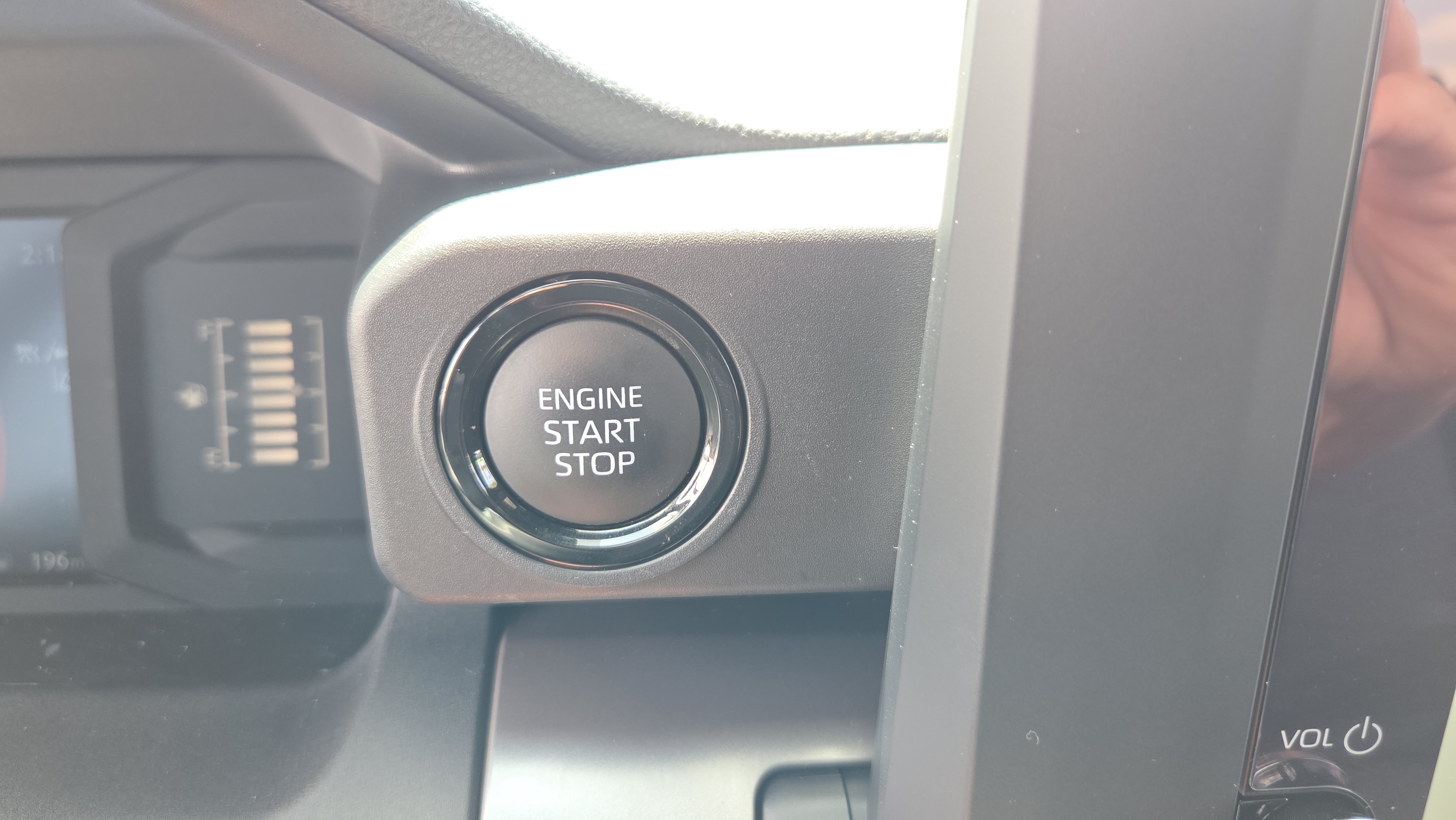 Certified 2026 Toyota Tacoma SR5 AWD/4WD image 15