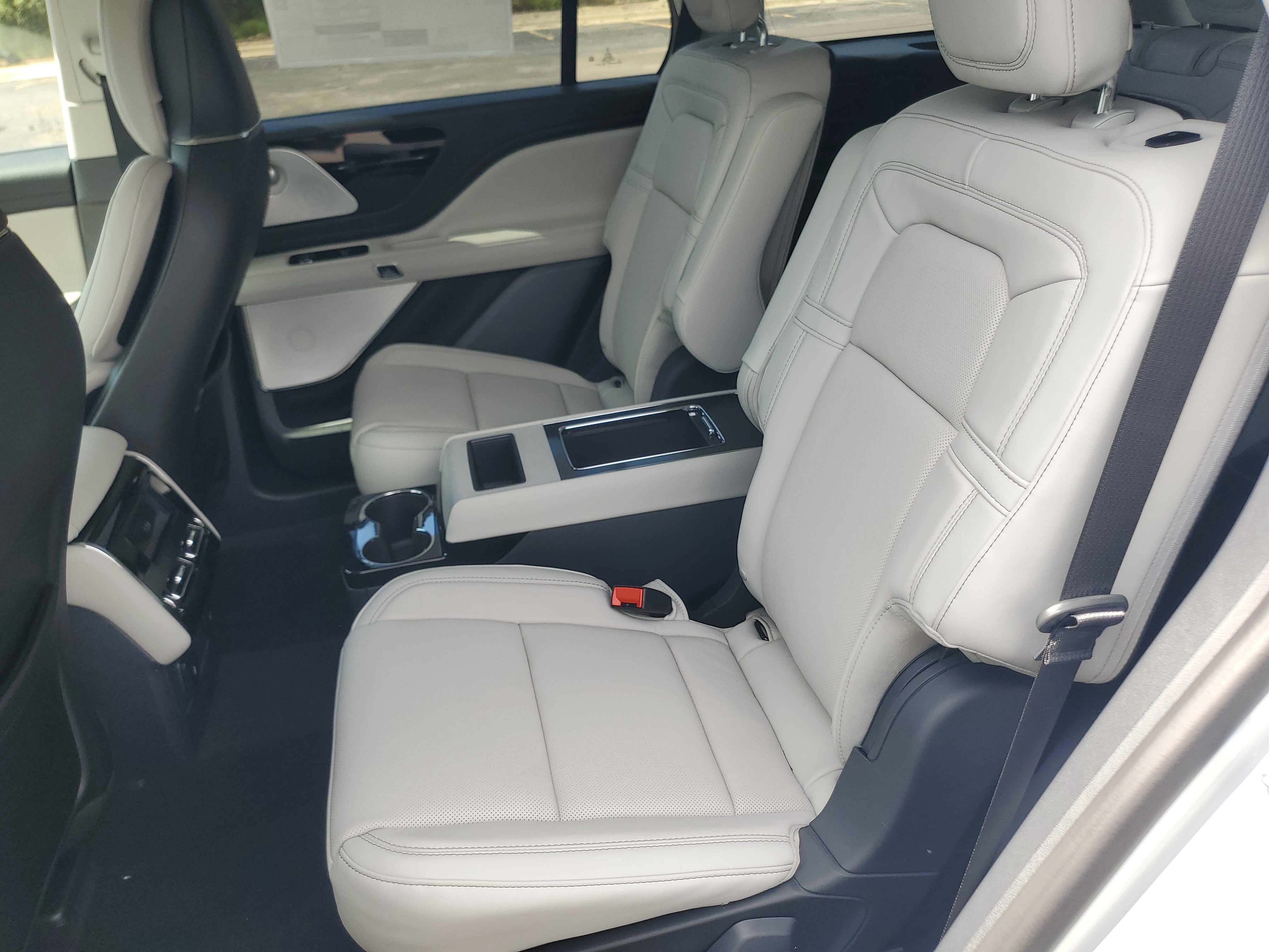 New 2027 Lincoln Aviator Reserve AWD/4WD image 27