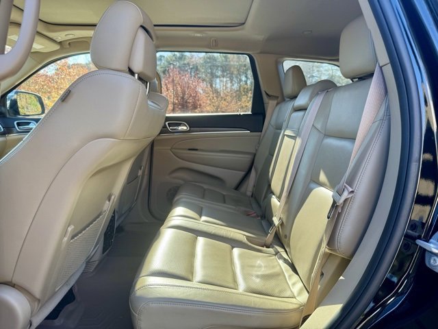 Used 2018 Jeep Grand Cherokee Limited w/ Luxury Group II image 28