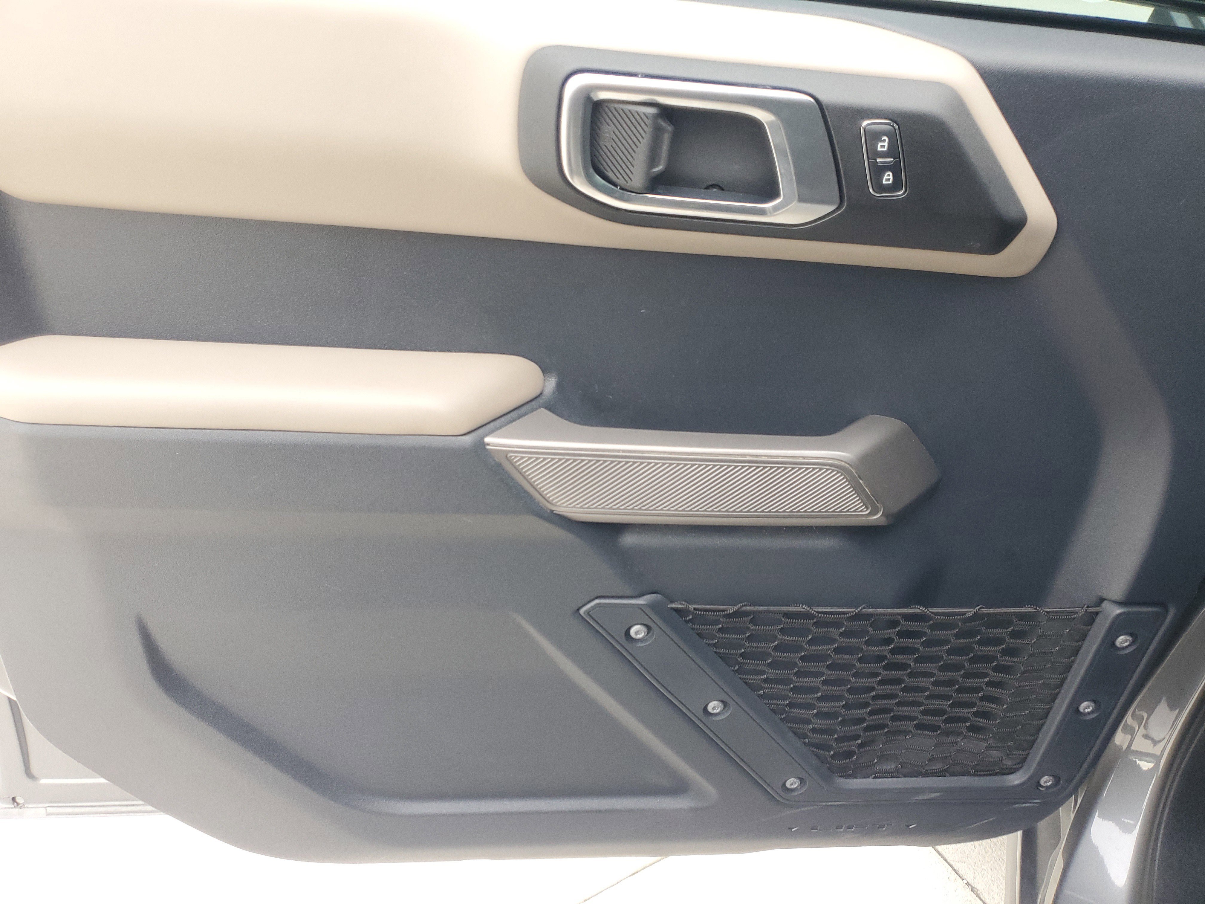 Used 2023 Ford Bronco Wildtrak image 21