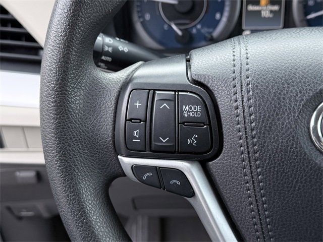 Certified 2020 Toyota Sienna LE image 31