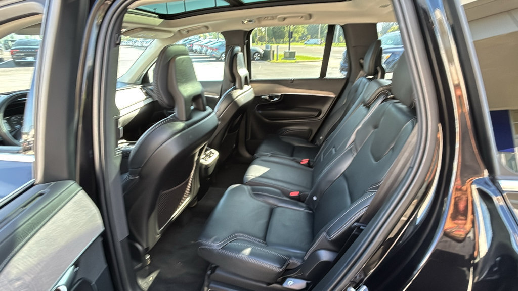 Used 2021 Volvo XC90 T6 Inscription w/ Advanced Package AWD/4WD image 9