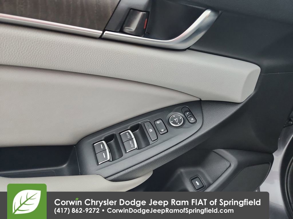 Used 2018 Honda Accord EX image 20