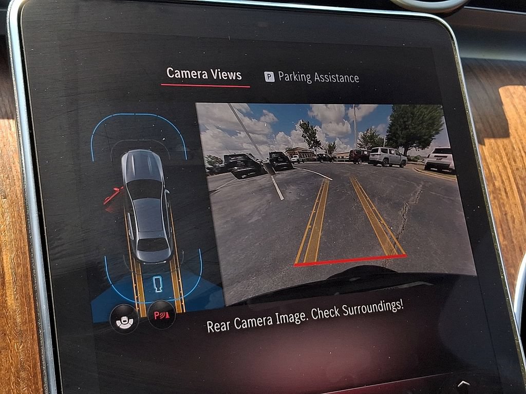 Used 2025 Mercedes-Benz C 300 Sedan image 18