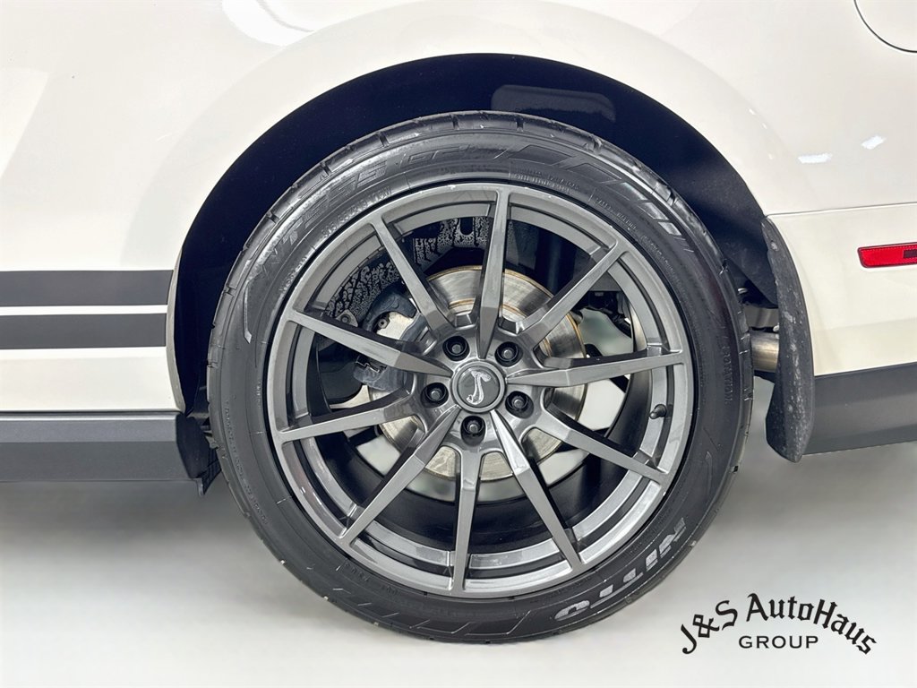 Used 2011 Ford Mustang Shelby GT500 w/ SVT Performance Pkg RWD image 37