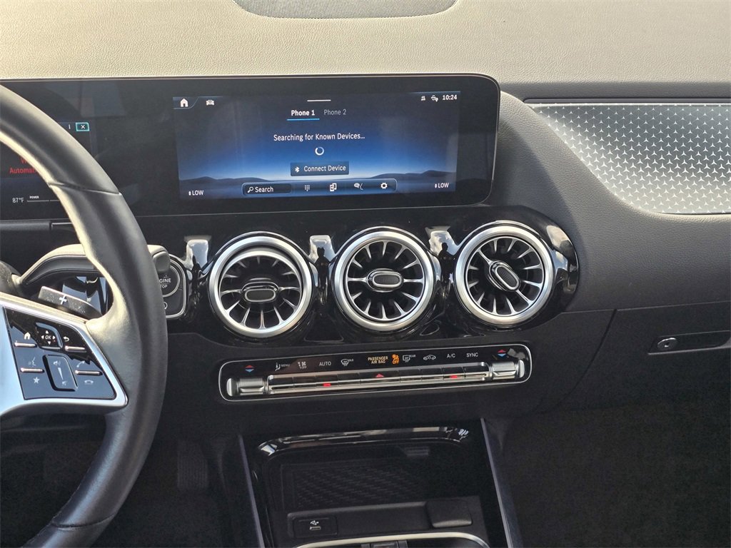 Used 2025 Mercedes-Benz GLA 250 image 16