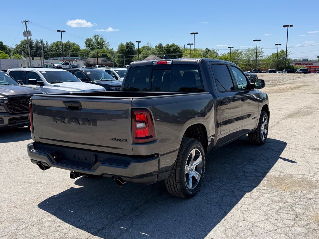 New 2026 RAM 1500 Express AWD/4WD image 6