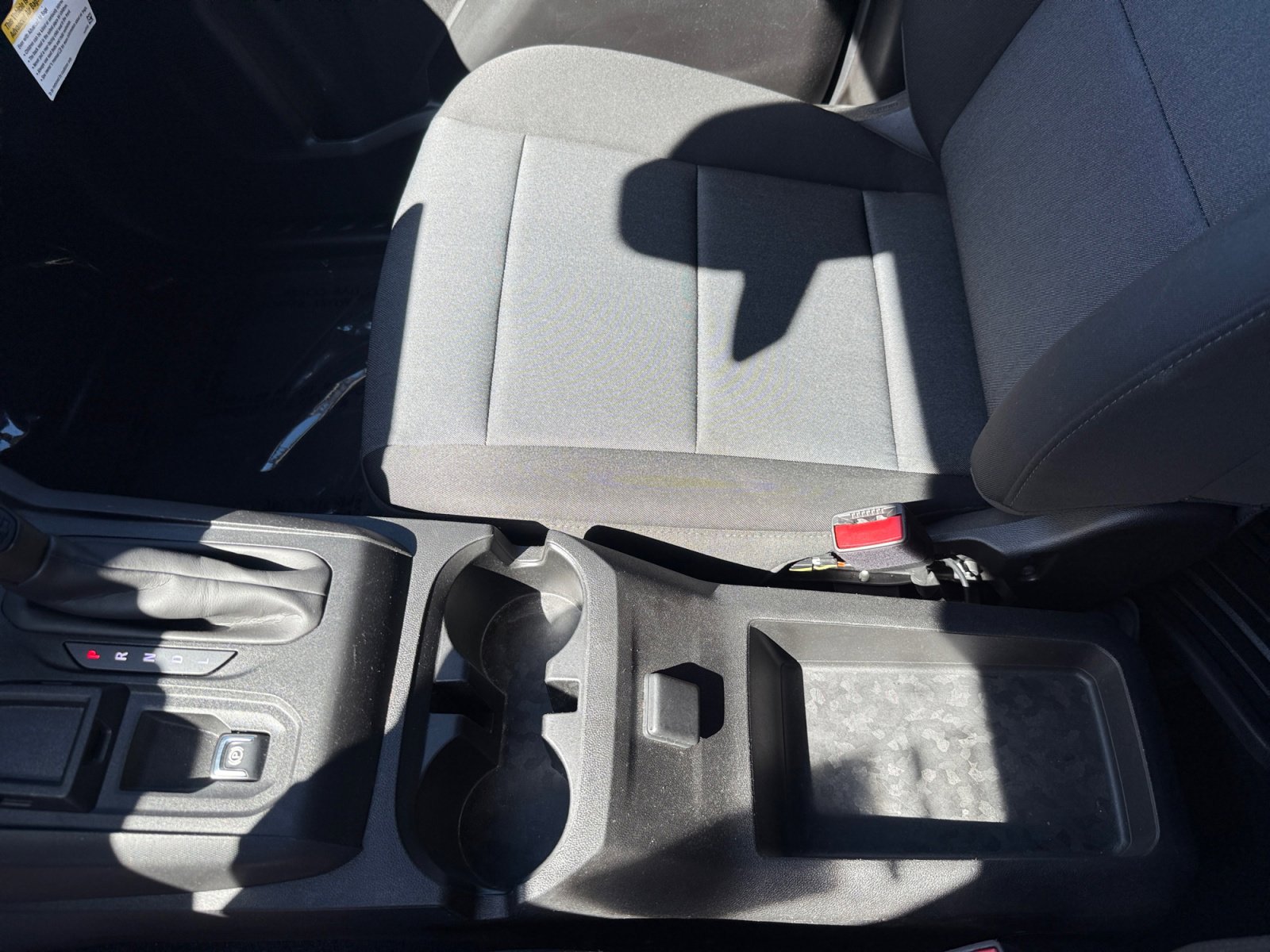 Used 2024 Chevrolet Colorado W/T image 14