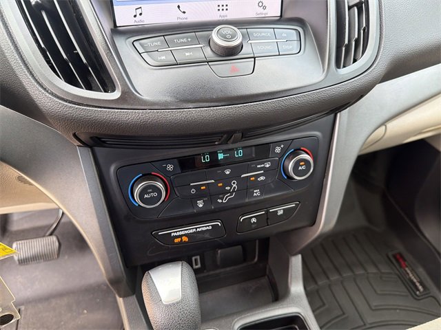 Used 2017 Ford Escape SE w/ Equipment Group 201A image 31