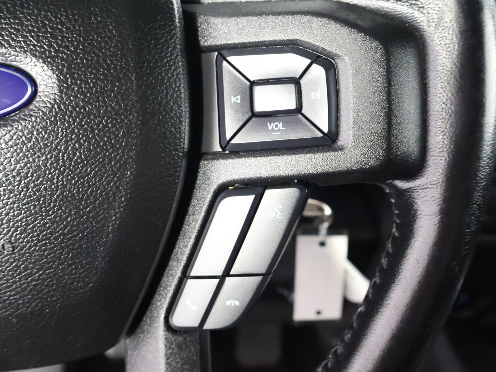 Used 2018 Ford F150 XLT w/ Equipment Group 302A Luxury AWD/4WD image 33