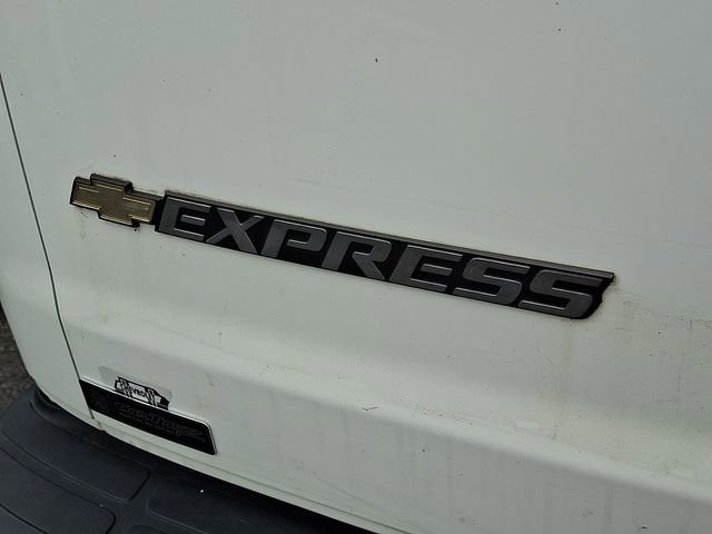 Used 2020 Chevrolet Express 2500 w/ Driver Convenience Package image 14