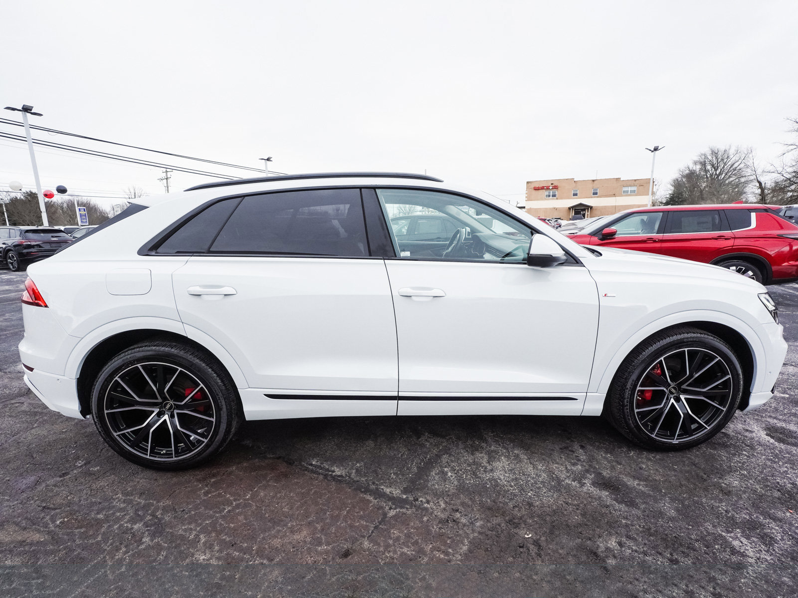 Used 2022 Audi Q8 Prestige w/ Prestige Package image 52