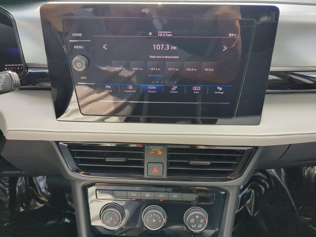 Certified 2025 Volkswagen Taos S FWD image 19
