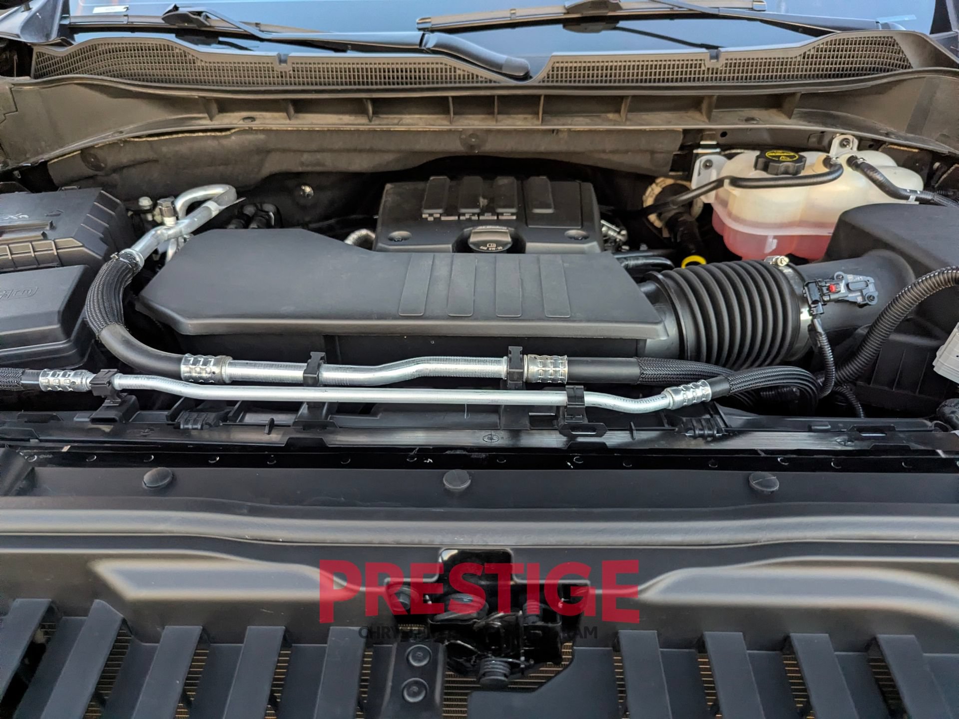 Used 2025 Chevrolet Silverado 1500 Custom Trail Boss w/ Turbomax Blackout Package AWD/4WD image 32