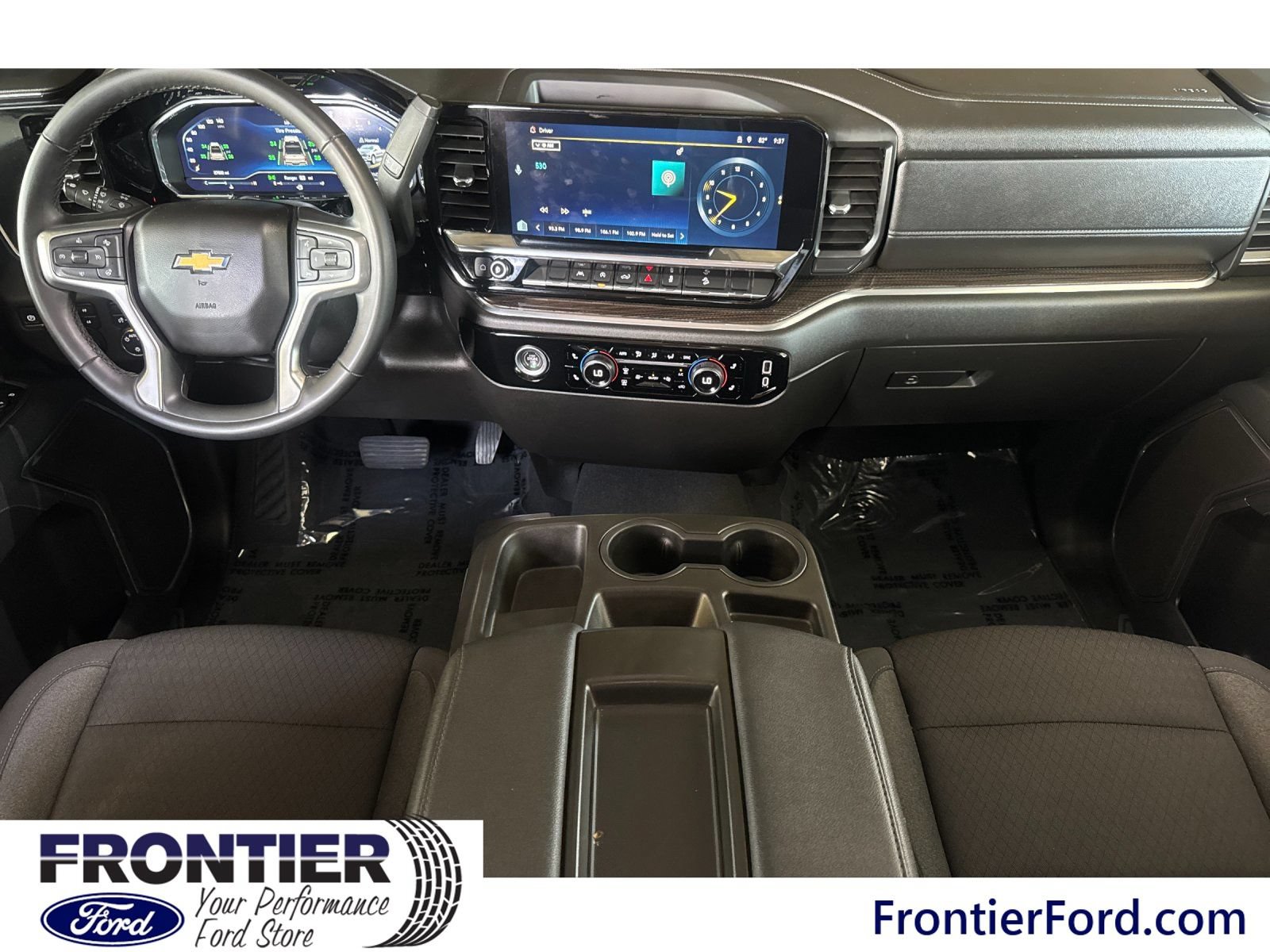 Used 2023 Chevrolet Silverado 1500 LT w/ Z71 Off-Road Package AWD/4WD image 14