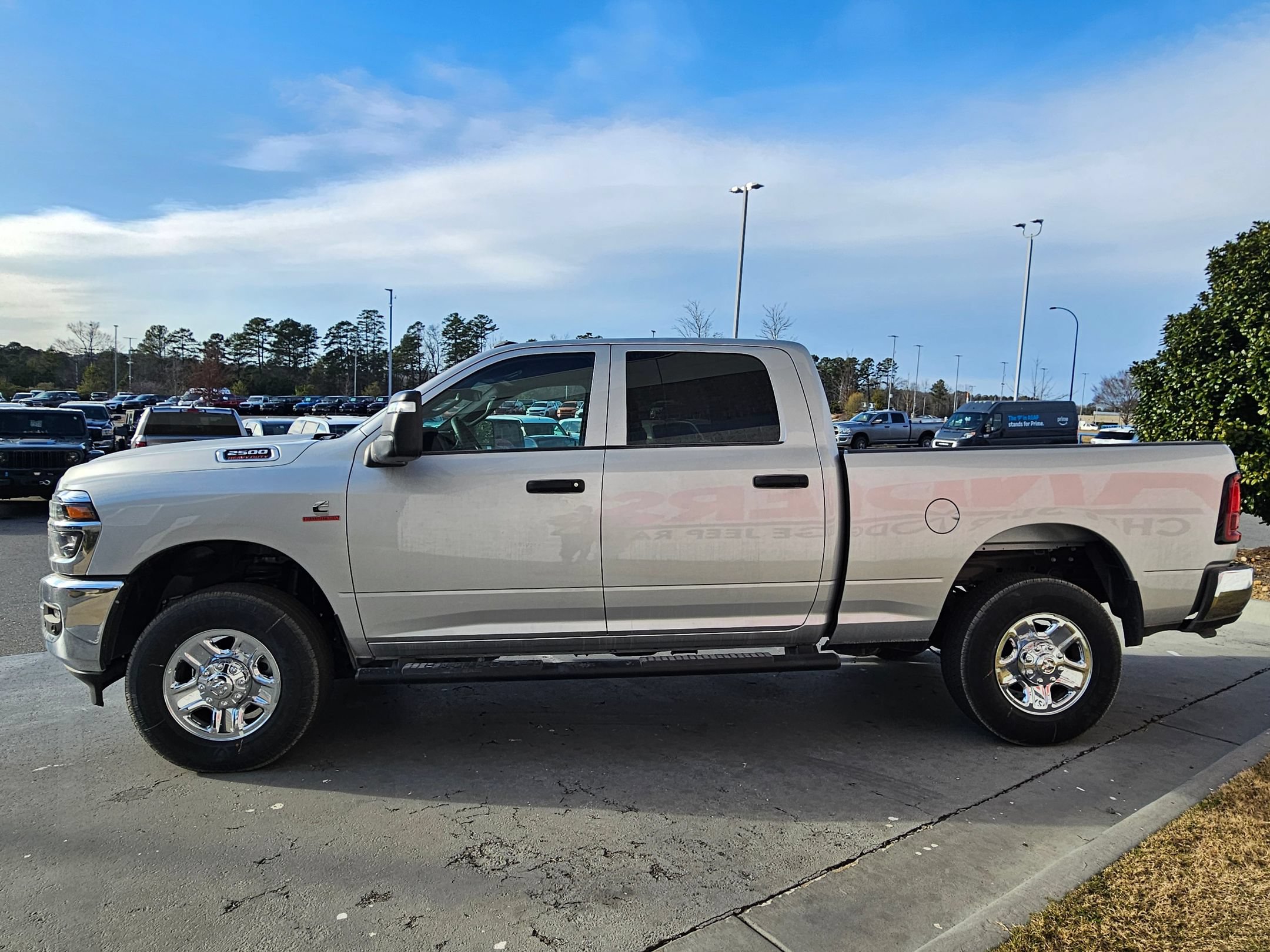 New 2026 RAM 2500 Tradesman AWD/4WD image 4