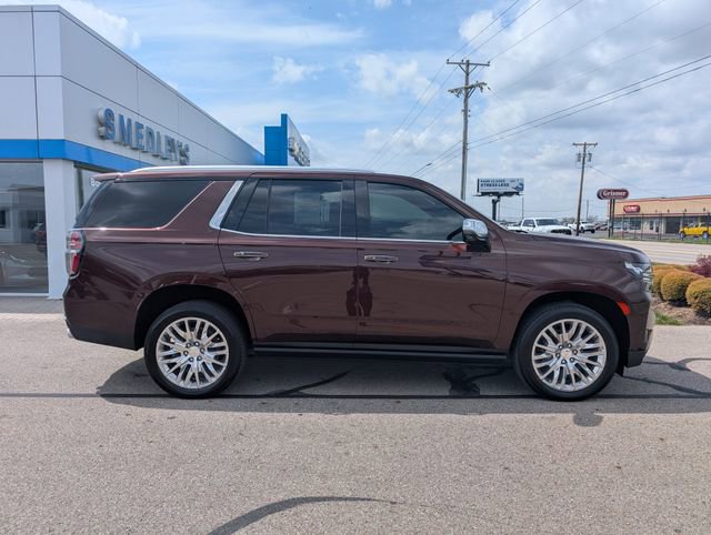 Used 2023 Chevrolet Tahoe Premier w/ Premium Package AWD/4WD image 3