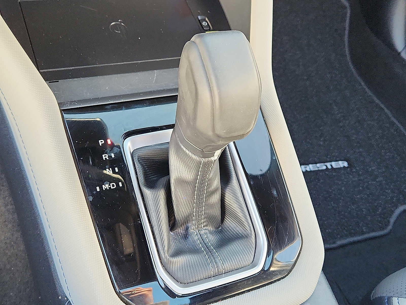 Used 2025 Subaru Forester Limited image 15