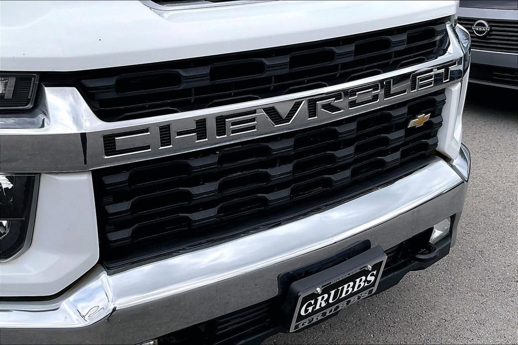 Used 2020 Chevrolet Silverado 2500 LT AWD/4WD image 36