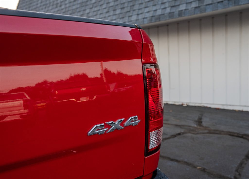 Used 2018 RAM 2500 Tradesman w/ Chrome Appearance Group image 11