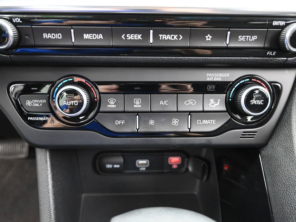 Used 2022 Kia Niro LXS image 19