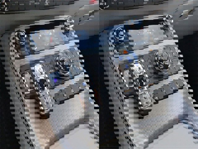 Used 2023 Hyundai Palisade Calligraphy image 9