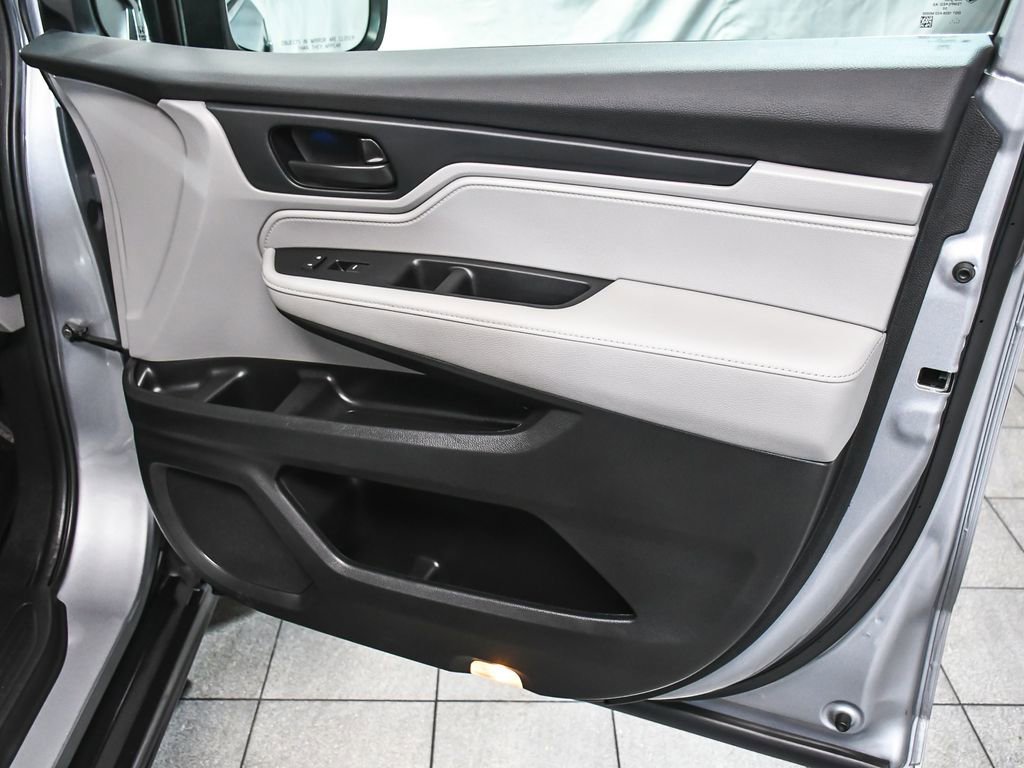 Used 2023 Honda Odyssey EX-L image 14
