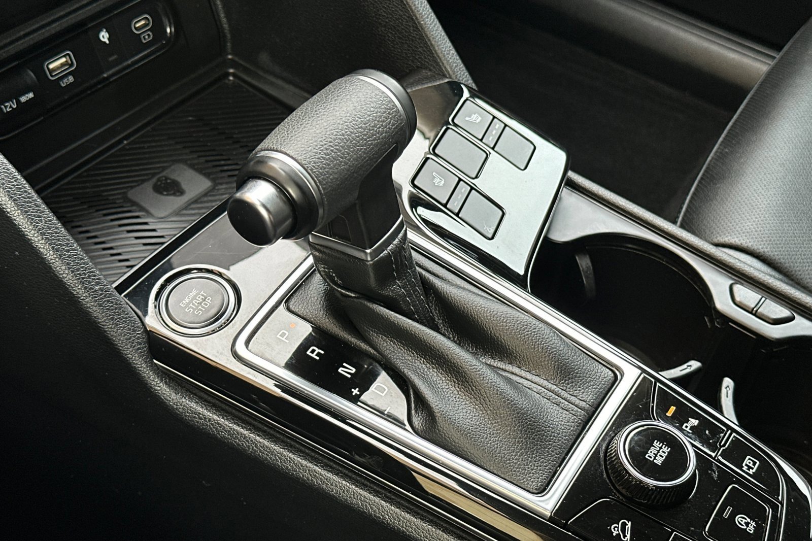 Used 2024 Kia Sportage EX image 21