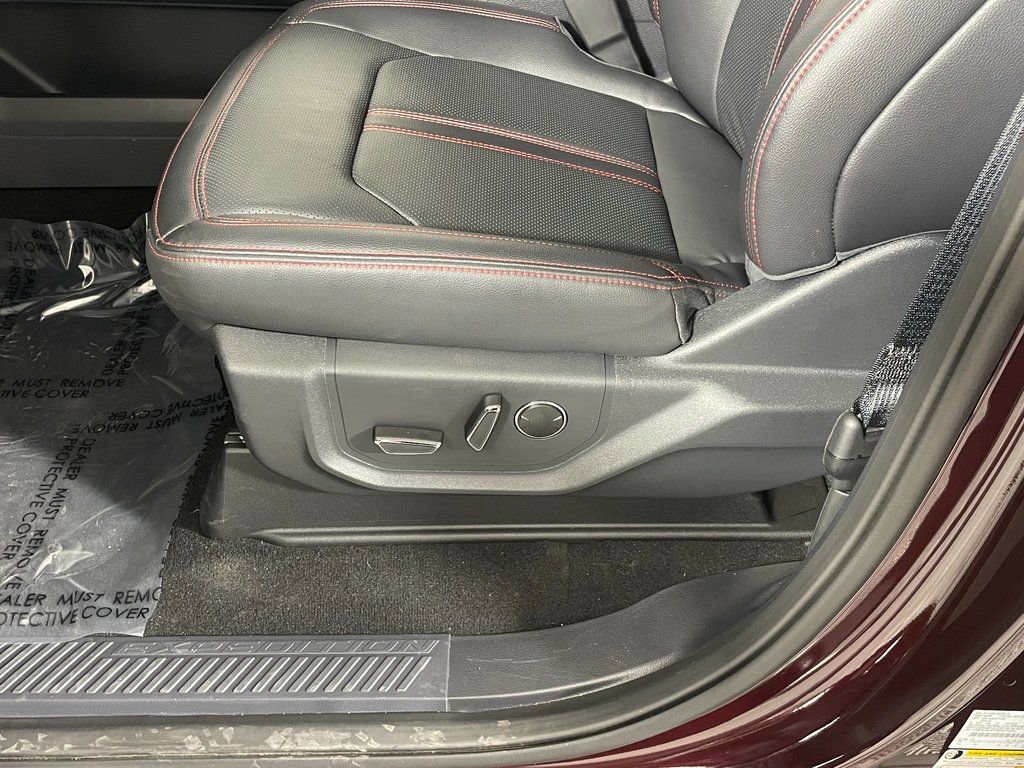 Used 2024 Ford Expedition Limited image 24