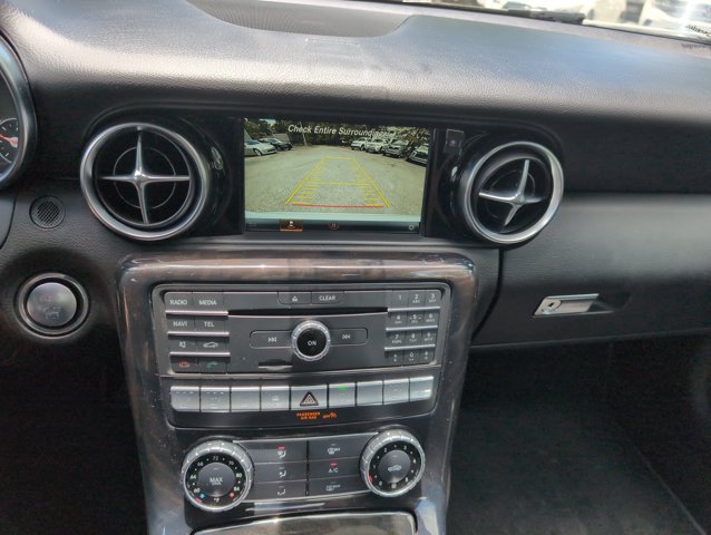 Used 2017 Mercedes-Benz SLC 300 image 14