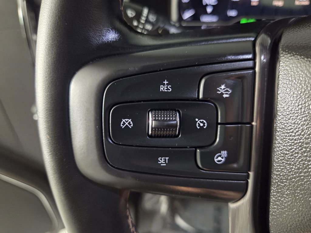 Used 2025 GMC Sierra 2500 AT4 image 21