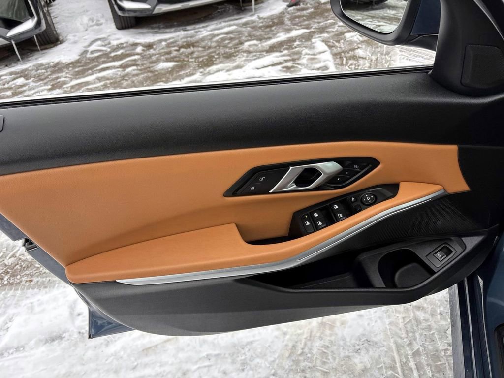 Certified 2025 BMW 330i xDrive Sedan w/ Premium Package image 11